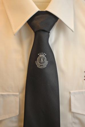 Tie Large White Crest